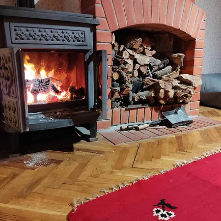 Σπίτι διακοπών Domacinstvo Pecina *