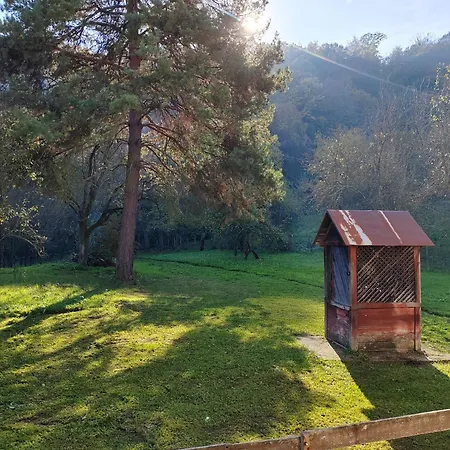 Domacinstvo Pecina Σπίτι διακοπών