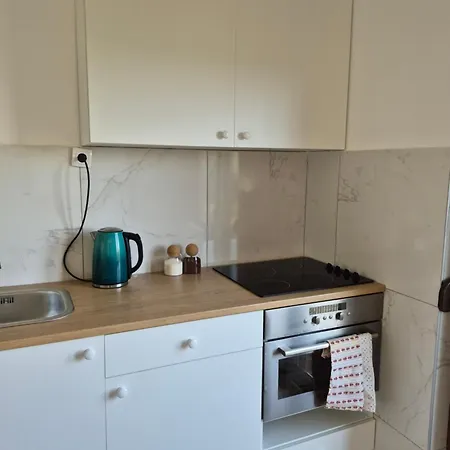 Domacinstvo Pecina Σπίτι διακοπών Petnj