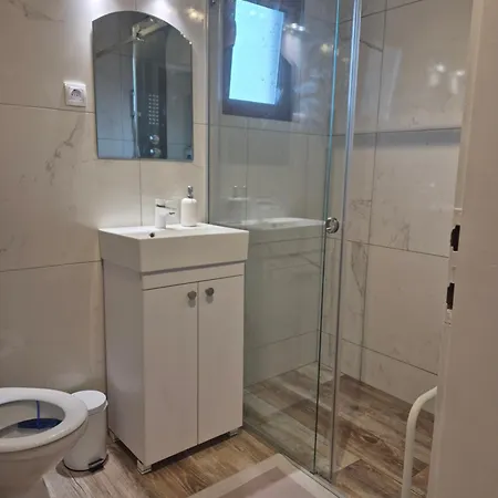 Σπίτι διακοπών Domacinstvo Pecina *